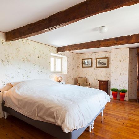 B&B Aux Petits Lardons Trie-sur-Baise Bagian luar foto