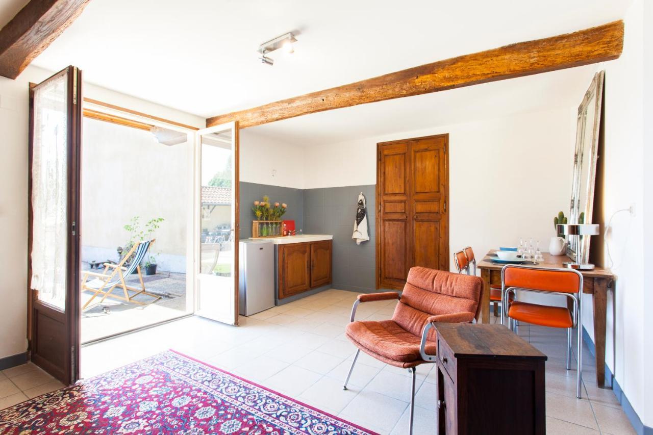 B&B Aux Petits Lardons Trie-sur-Baise Bagian luar foto