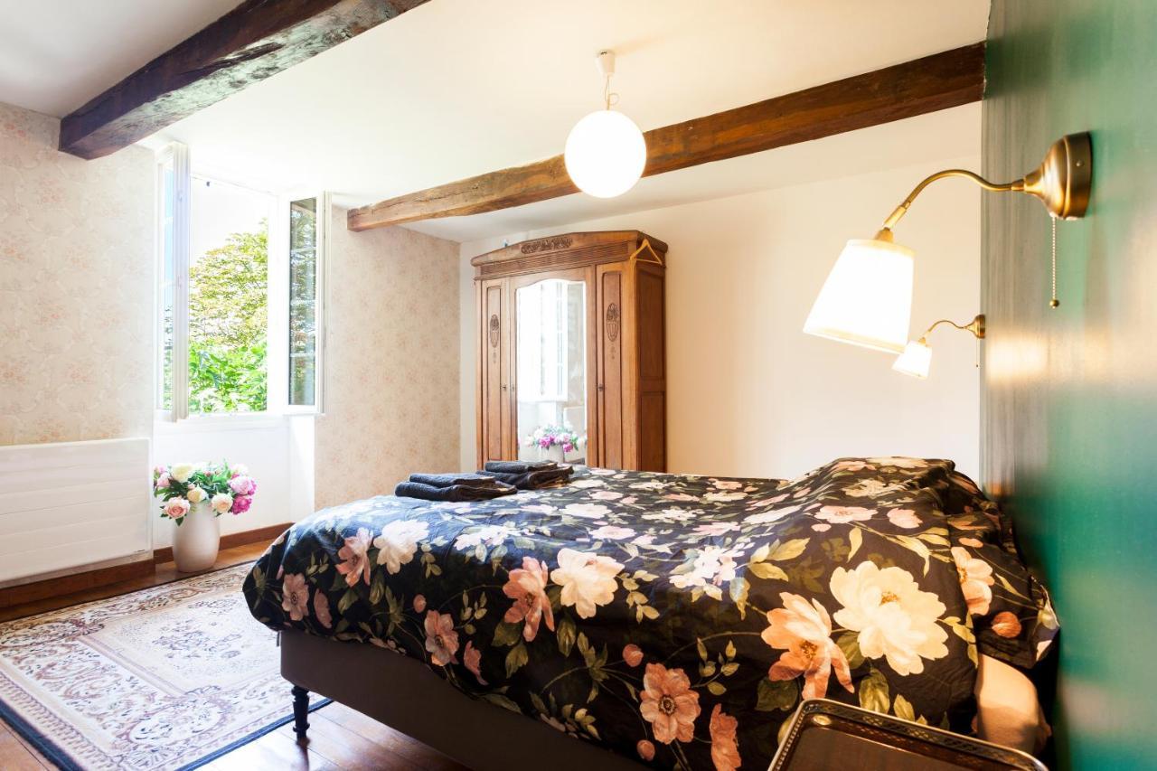 B&B Aux Petits Lardons Trie-sur-Baise Bagian luar foto